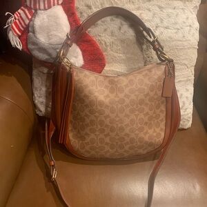 Classy Coach Sutton Brown Tan Signature Bag w/ hangtag & crossbody strap
